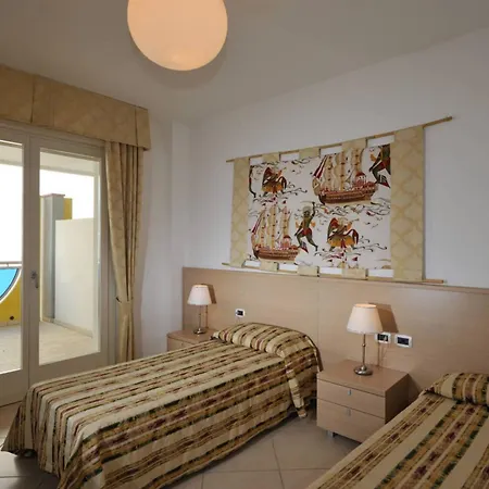 Cozy Coastal Haven With Air Conditioning
