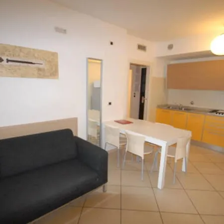 Cozy Coastal Haven With Air Conditioning * Μπιμπιόνε