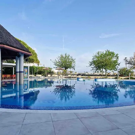 Cozy Coastal Haven With Air Conditioning Μπιμπιόνε